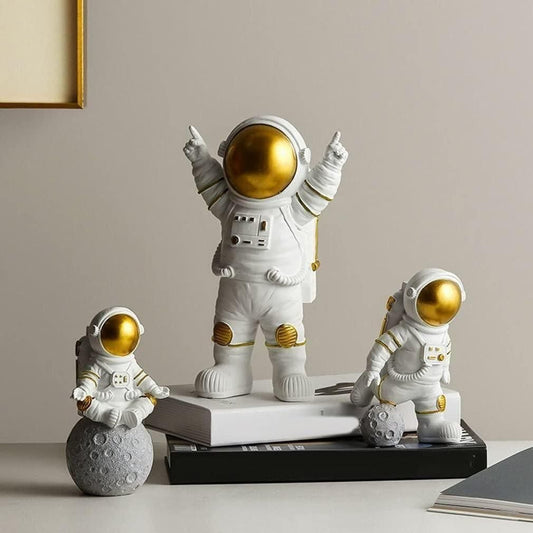 Astronaut Spaceman Figurine Decors Set of 3 - Golden